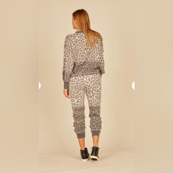 Vintage Havana leopard ombré 2 piece jogger and top - Picture 2 of 10